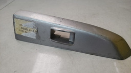 MOLDURA BOTÃO TRASEIRO DIREITO HILUX 2012 A 2015 