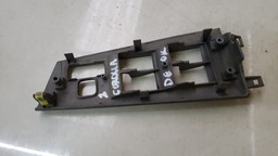 MOLDURA COMANDO VIDRO D E TOYOTA COROLLA 2003 A 2008 (2)