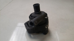 Bomba D'água Auxiliar Mercedes C180 2013 A 2015 A2118350028