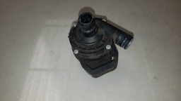 BOMBA D'ÁGUA AUXILIAR MERCEDES C180 2013 A 2015 A2118350028