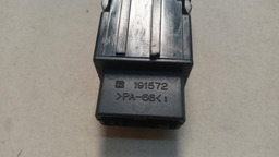 BOTÃO TRAVA PORTA TOYOTA ETIOS 2015 A 2016 (2)