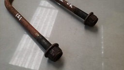 PARAFUSO GRAMPO FEIXE MOLA VW AMAROK 2.0 2010 A 2018 (2)