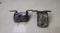 PAR DOBRADIÇAS PORTA TRASEIRA D, NISSAN FRONTIER 2008 A 2015