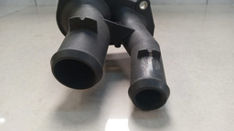 FLANGE VÁLVULA TERMOSTÁTICA FORD KA 1.5 2015 - 2018  (3)