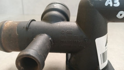 FLANGE ÁGUA AUDI A3 1.8 2003 - 2004 | 06A121133BB