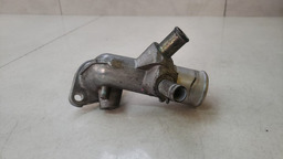 FLANGE VÁLVULA TERMOSTÁTICA TOYOTA HILUX 3.0 2015