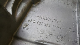 TAMPA LATERAL MOTOR RENAULT DUSTER 2012 A 2018 8200487939