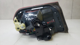 LANTERNA TAMPA LADO DIREITO BMW 328I 2013 A 2016 