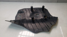 Protetor Bandeja Traseira Esquerda Bmw 328i 2013 A 2016 