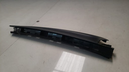 MOLDURA EXTERNA PORTA TRAS. ESQUERDA FORD RANGER 2013 A 2016