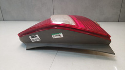 LANTERNA TRASEIRA DIREITA FIT 2004 A 2008