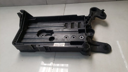 SUPORTE BATERIA VOLKSWAGEN GOLF TSI 2014 A 2019 5Q0915321H