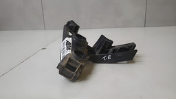 Suporte Lanterna Traseira Esquerda Vw Golf Tsi 2014 A 2019 Preto