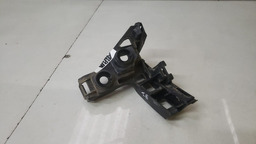 SUPORTE LANTERNA TRASEIRA ESQUERDA VW GOLF TSI 2014 A 2019 PRETO