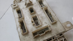 CAIXA FUSIVEL CHERY TIGGO 2009 A 2014