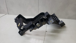 SUPORTE FAROL LADO DIREITO FIAT TORO 2016 A 2021 519619730