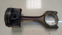 BIELA C/ PISTÃO AUDI A3 1.4 TSI 2013 (3)