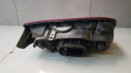 LANTERNA TRASEIRA ESQUERDA UP 2014 A 2017 