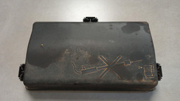 TAMPA CAIXA FUSÍVEL GM CRUZE 1.8 2012 13222784