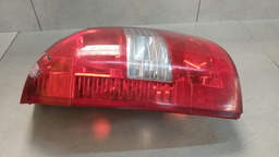 LANTERNA TRASEIRA ESQUERDA TUCSON 2005 2006 A 2017 