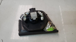 LANTERNA TAMPA LADO ESQUERDO VOLKSWAGEN GOLF 2008 A 2013