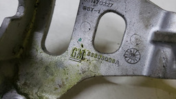 SUPORTE COMPRESSOR GM TRACKER 1.4 2017 A 2020