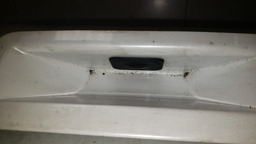 MAÇANETA EXTERNA TAMPA TRASEIRA FORD EDGE 2009 A 2015