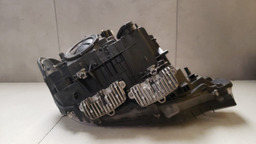 FAROL ESQUERDO BMW 328I 2012 A 2016 COM DETALHE