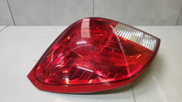 LANTERNA TRASEIRA ESQUERDA CAPTIVA 2013 2014 A 2017