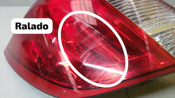 LANTERNA TRASEIRA ESQUERDA CAPTIVA 2013 2014 A 2017