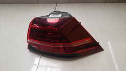 LANTERNA TRASEIRA DIREITA GOLF 2014 A 2017 (CANTO) C/ LED