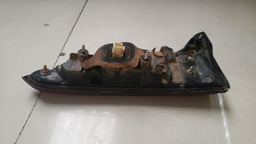 LANTERNA TRASEIRA DIREITA SW4 2021/ (MALA)