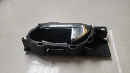 MAÇANETA INTERNA ESQUERDA CITROEN C4 PICASSO 2008 A 2012 DIANTEIRA/TRASEIRA