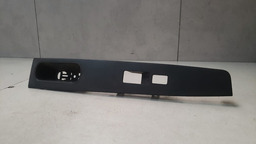 MOLDURA BOTAO VIDRO DIANTEIRO L.D NISSAN SENTRA 2008 A 2013