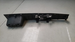 MOLDURA BOTAO VIDRO DIANTEIRO L.D NISSAN SENTRA 2008 A 2013