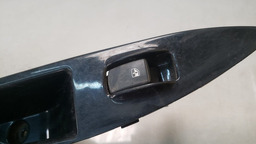 BOTAO VIDRO TRASEIRO DIREITO JAC J3 2014 2015