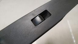 BOTAO VIDRO TRASEIRO DIREITO GM S10 2013 A 2016 52033695