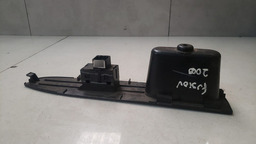 BOTAO VIDRO DIANTEIRO DIREITO FORD FUSION 2006 A 2009