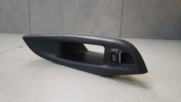 BOTAO VIDRO TRASEIRO DIREITO FORD FOCUS 2014 A 2019