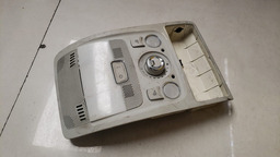 LUZ DE TETO AUDI A4 2010 A 2012 COM DETALHE