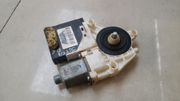 MOTOR MAQUINA VIDRO DIANTEIRA ESQUERDA VW JETTA 2011 A 2016