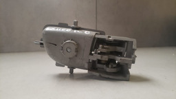 MAÇANETA INTERNA ESQUERDA TOYOTA COROLLA 2015 A 2019 (2)