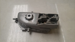 MAÇANETA INTERNA ESQUERDA TOYOTA COROLLA 2015 A 2019 (2)