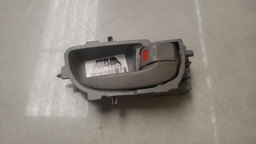 MAÇANETA INTERNA DIREITA TOYOTA COROLLA 2015 A 2019 (3)