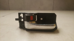 MAÇANETA INTERNA ESQUERDA TOYOTA HILUX 2005 A 2015 (4)