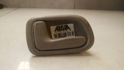 MAÇANETA INTERNA ESQUERDA TOYOTA COROLLA 1996 A 2002 (4)