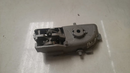 MAÇANETA INTERNA DIREITA TOYOTA COROLLA 2015 A 2019 (4)