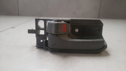 MAÇANETA INTERNA ESQUERDA TOYOTA HILUX 2005 A 2015 (8)