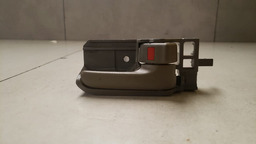 MAÇANETA INTERNA DIREITA TOYOTA HILUX 2005 A 2015 (15)