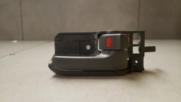 MAÇANETA INTERNA DIREITA TOYOTA HILUX 2005 A 2015